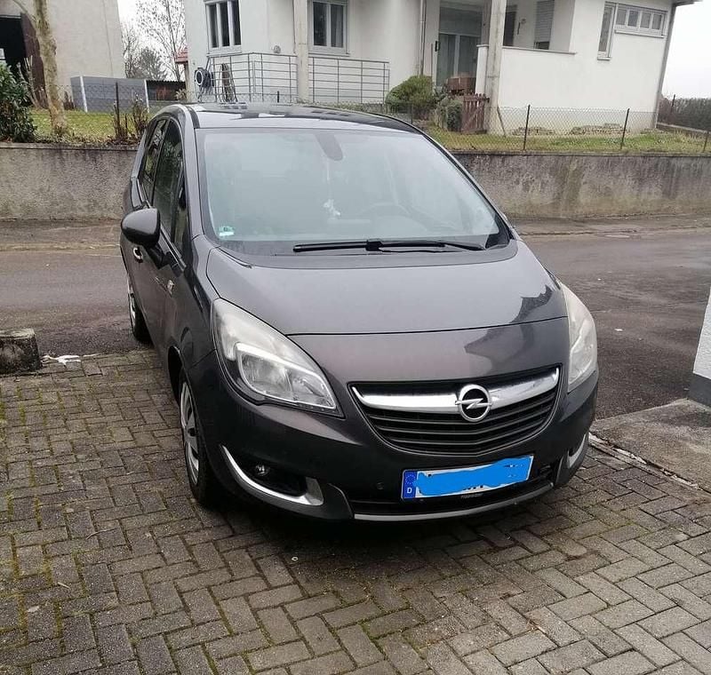 Gebraucht Opel Meriva Innovation 140 PS (102 kW) 2015 Van / Kleinbus