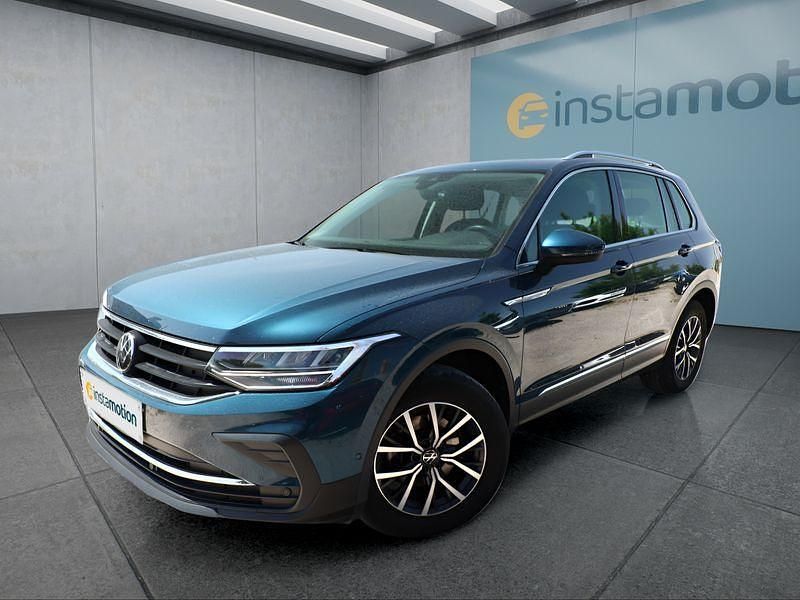 Blau Gebraucht 2022 VW Tiguan SUV | 22.199 € (Guter Preis) - Bild 1/4