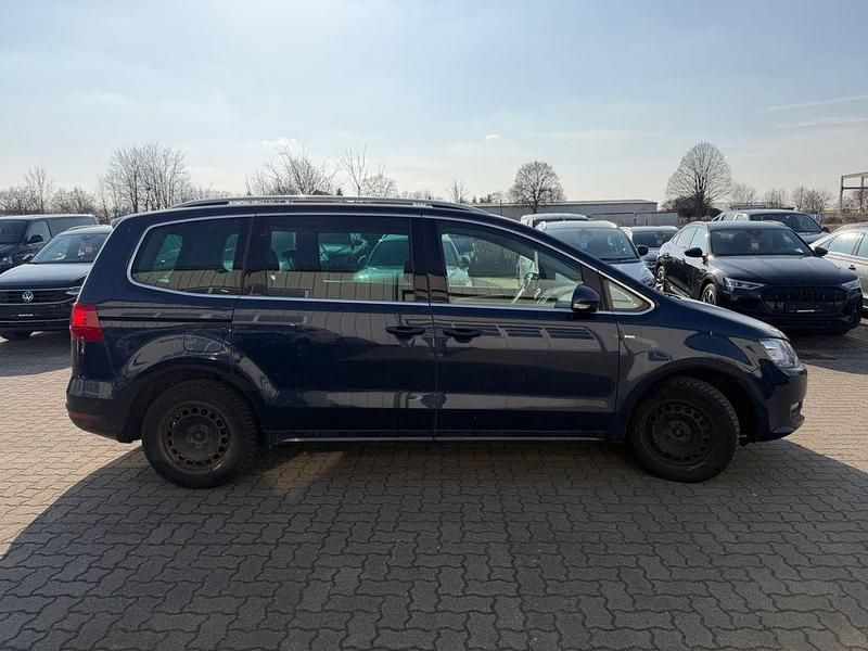 Gebraucht VW Sharan Cup 140 PS (102 kW) 2014 Blau Van / Kleinbus