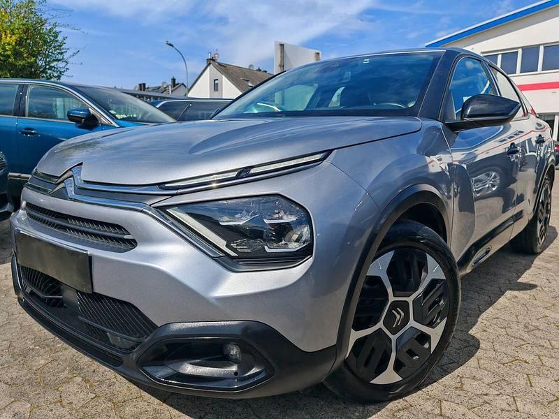 Gebraucht Citroën C4 Feel 131 PS (96 kW) 2022 Grau Limousine