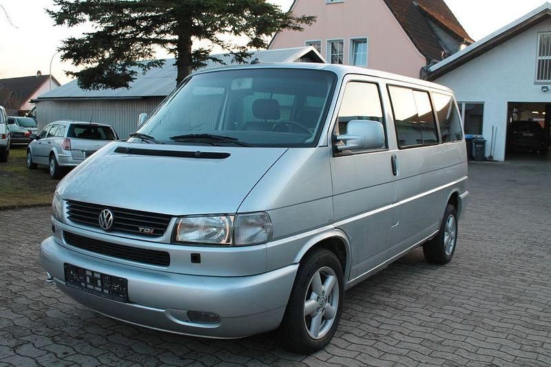 Silber Gebraucht 2001 VW Caravelle Van / Kleinbus | 7.950 € (Guter Preis) - Bild 1/4