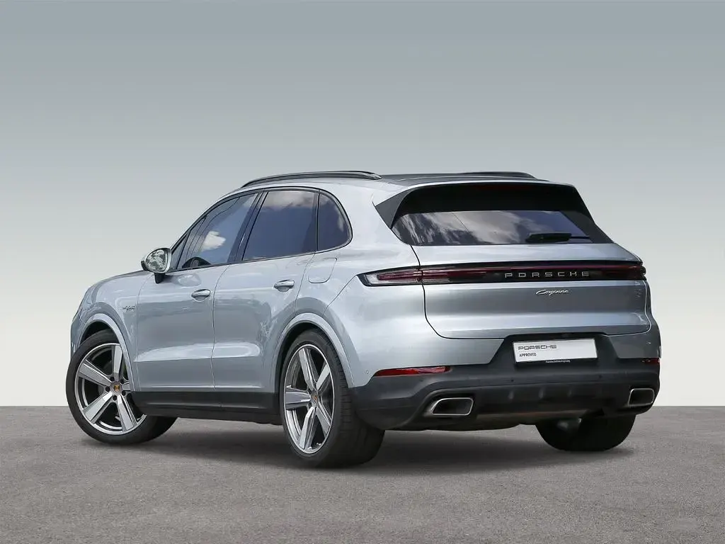 Gebraucht Porsche Cayenne E-Hybrid 470 PS (345 kW) 2025 Silber SUV