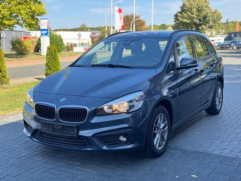 Gebraucht BMW 218 Advantage 136 PS (100 kW) 2017 Grau Kombi