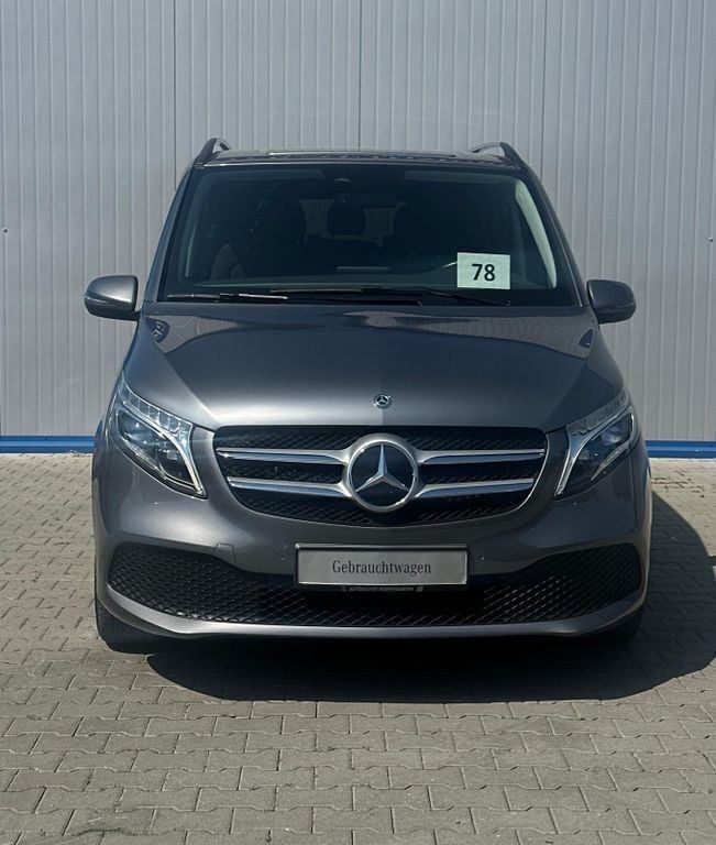 Gebraucht Mercedes V250 Sport 190 PS (139 kW) 2020 Selenitgrau metallic Van / Kleinbus