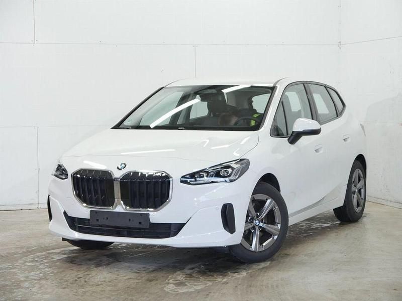 Alpinweiß uni Gebraucht 2024 BMW 218 Active Tourer Efficient Dynamics Van / Kleinbus | 28.950 € (Guter Preis) - Bild 1/3