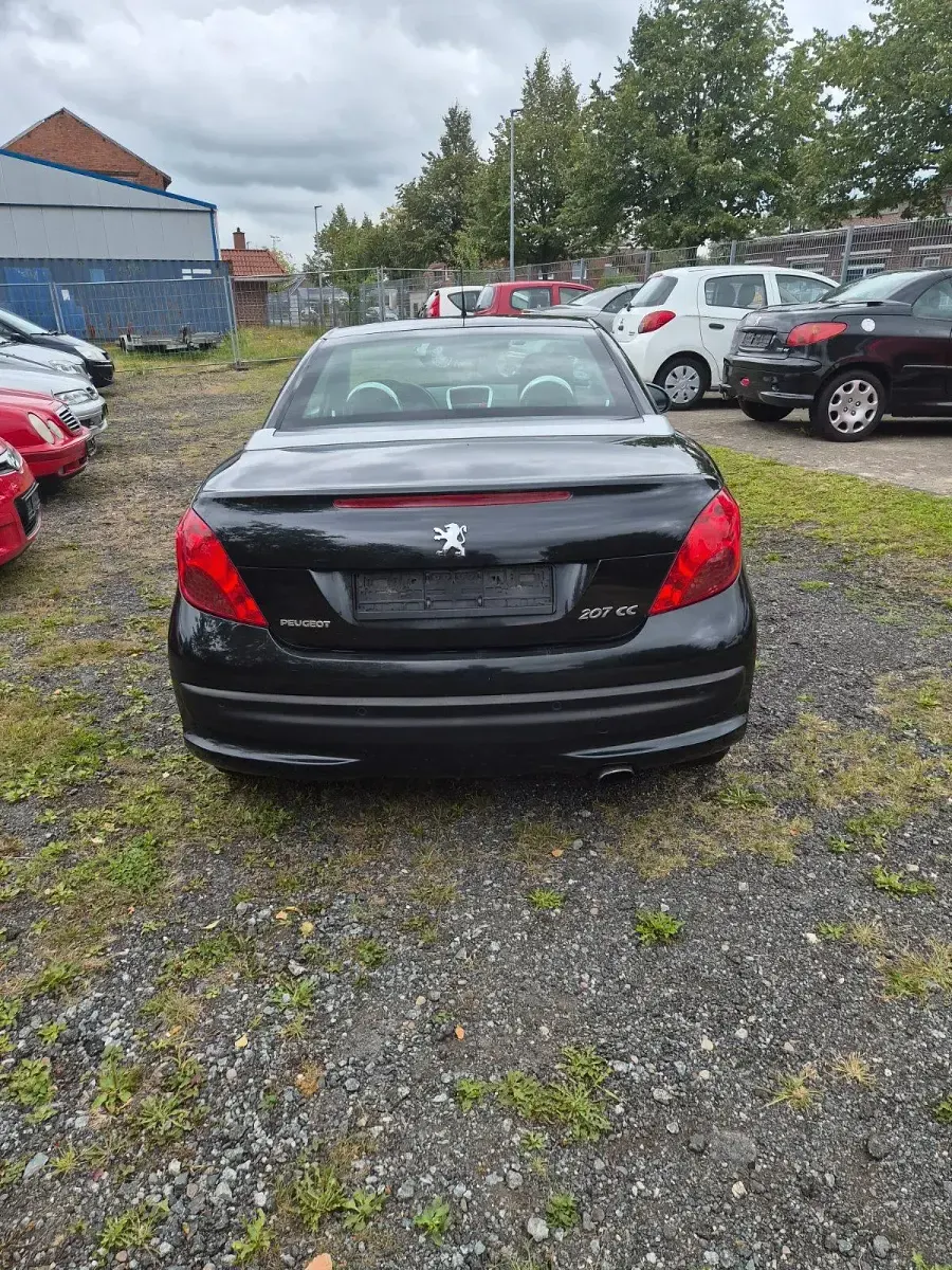 Gebraucht Peugeot 207 CC 120 PS (88 kW) 2009 Schwarz Cabrio