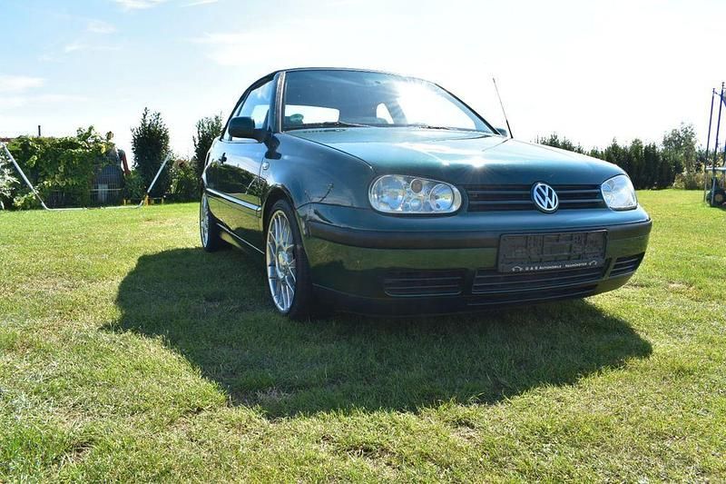 Grün Gebraucht 1998 VW Golf Cabriolet Cabrio | 7.700 € - Bild 1/4