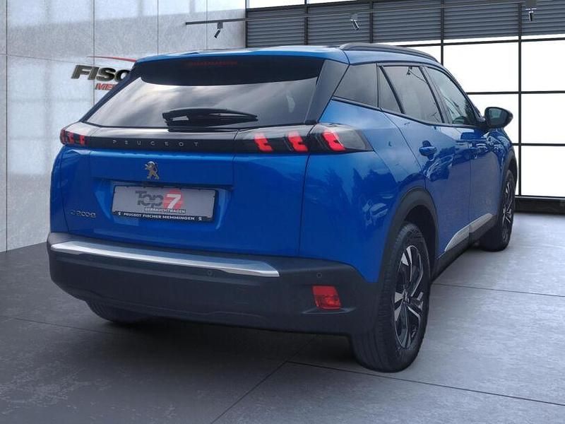 Gebraucht Peugeot e-2008 Allure 100 kW (136 PS) 2022 Weiß SUV