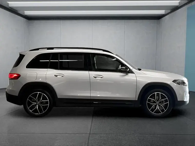 Gebraucht Mercedes EQB300 167 kW (228 PS) 2024 Silber SUV