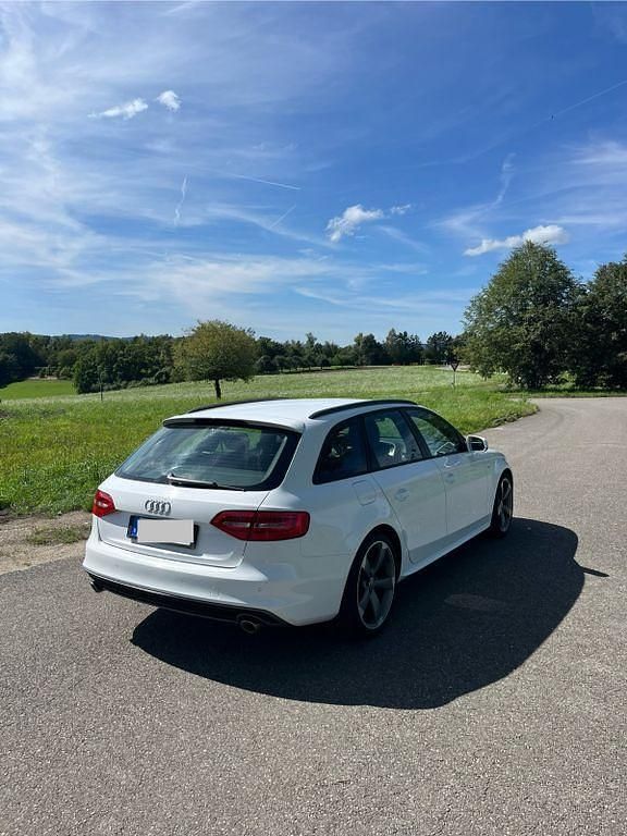 Gebraucht Audi A4 S-Line 204 PS (150 kW) 2013 Weiß Kombi