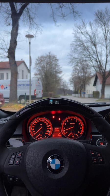 Gebraucht BMW 335 Cabriolet M Performance 326 PS (239 kW) 2013 Blau Cabrio