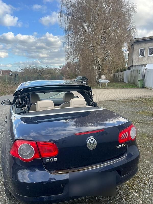 Gebraucht VW Eos 140 PS (102 kW) 2007 Blau Cabrio