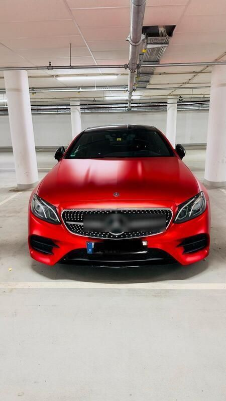 Andere außenfarben Gebraucht 2017 Mercedes E300 AMG line Coupé | 39.500 € (Fairer Preis) - Bild 1/4