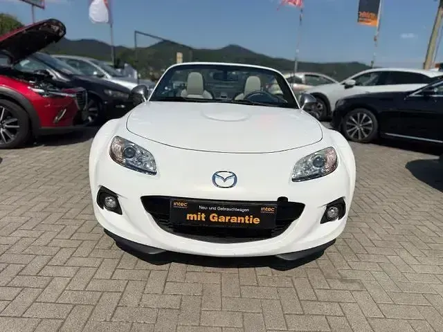 Gebraucht Mazda MX5 Sendo 126 PS (92 kW) 2015 Weiß Cabrio