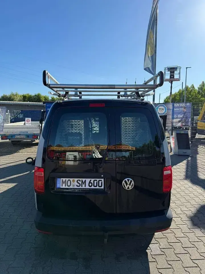 Gebraucht VW Caddy Maxi 102 PS (75 kW) 2017 Schwarz Van / Kleinbus