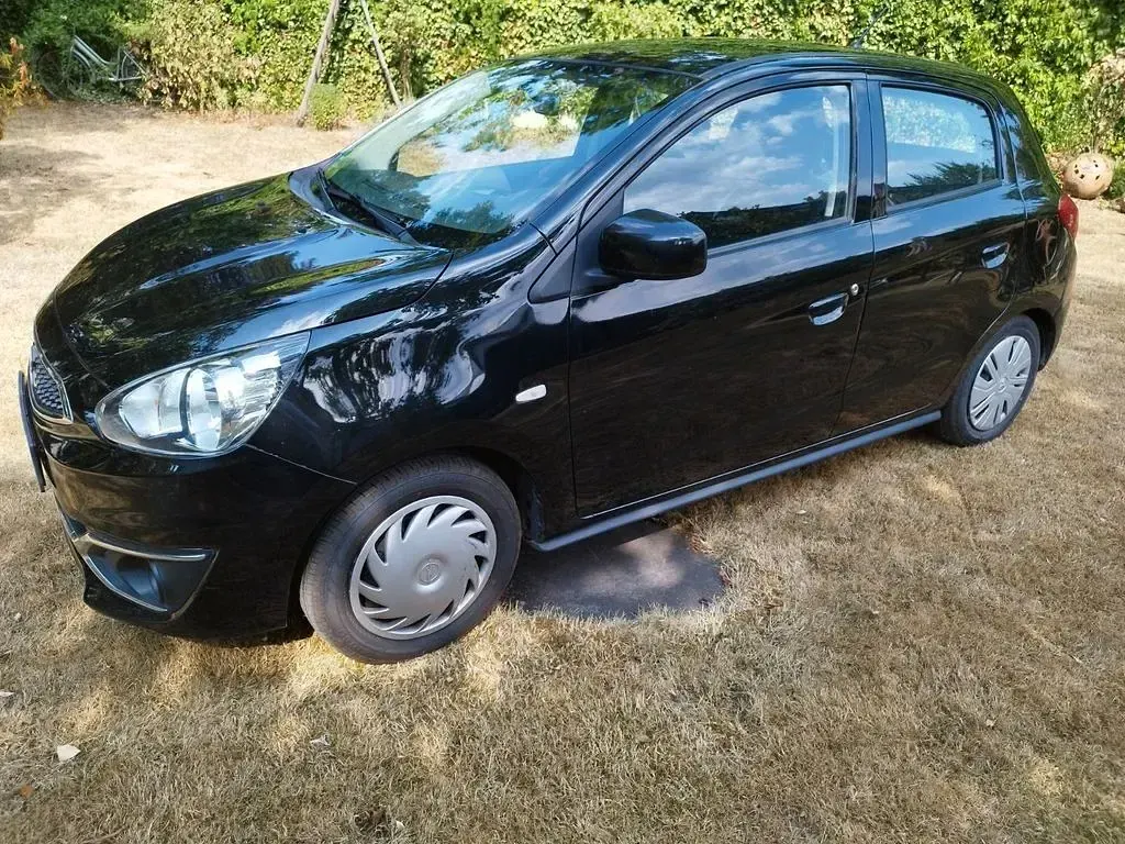 Gebraucht Mitsubishi Space Star 71 PS (52 kW) 2018 Schwarz Kleinwagen