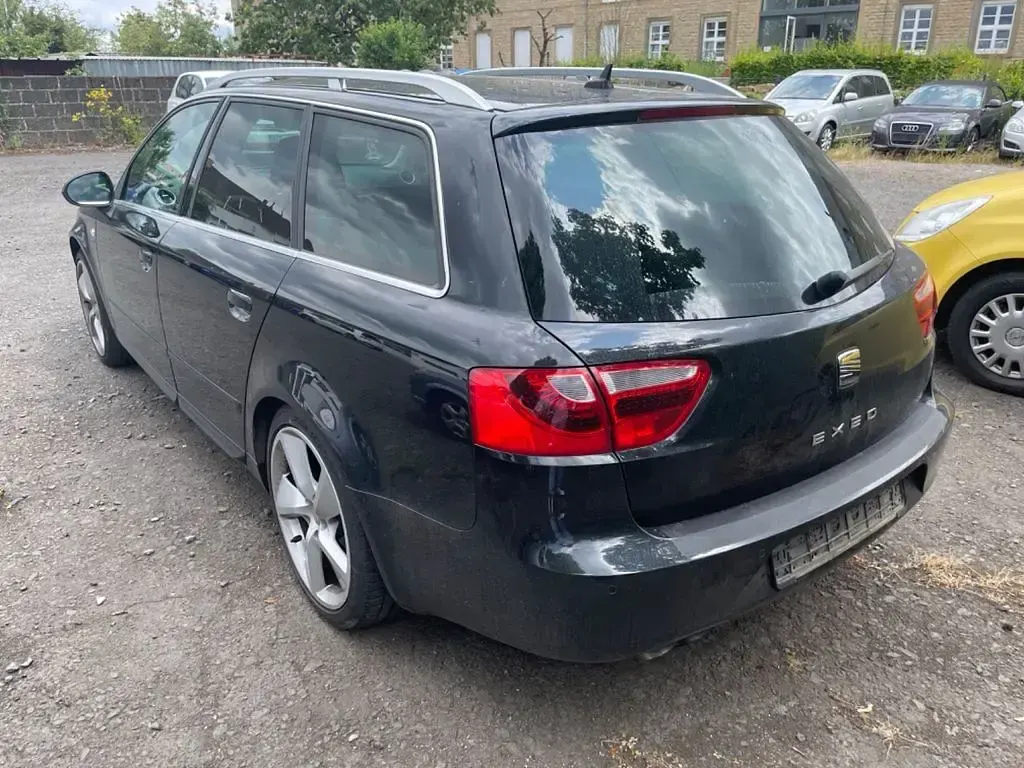 Gebraucht Seat Exeo Sport 160 PS (117 kW) 2013 Schwarz Limousine