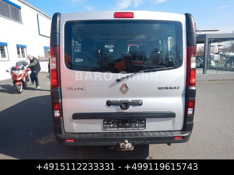 Gebraucht Renault Trafic 145 PS (106 kW) 2016 Grau Van / Kleinbus