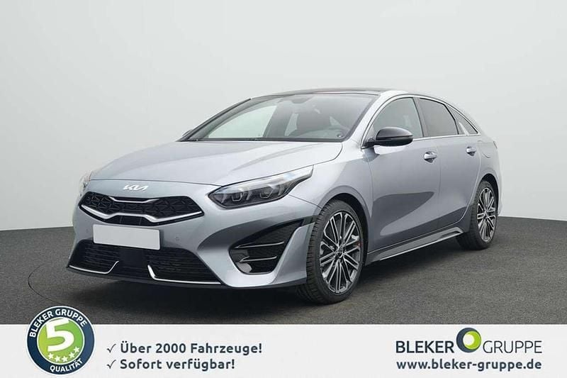 Silber Gebraucht 2025 Kia ProCeed Kleinwagen | 30.880 € (Guter Preis) - Bild 1/4