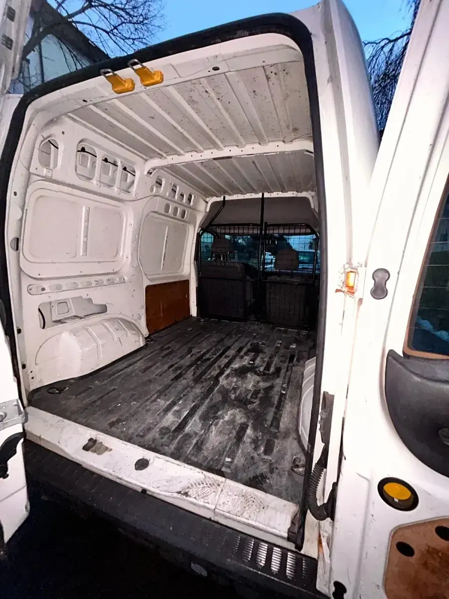 Gebraucht Ford Transit 90 PS (66 kW) 2005 Weiß Van / Kleinbus