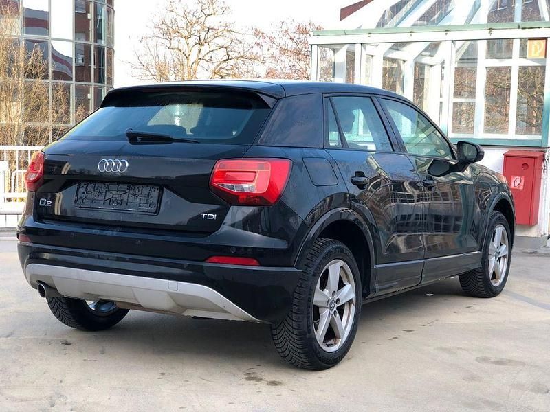 Gebraucht Audi Q2 116 PS (85 kW) 2017 Schwarz SUV