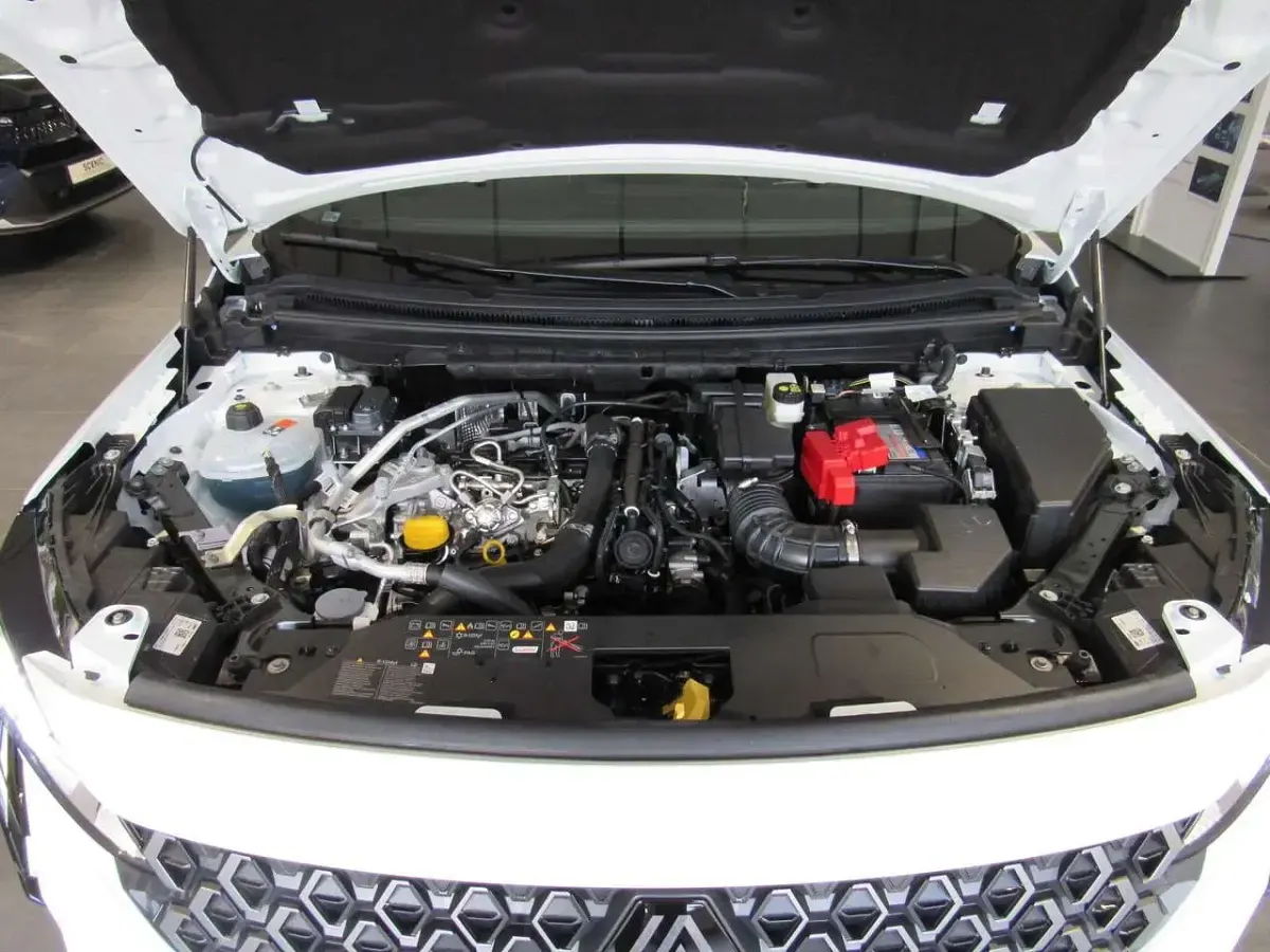 Gebraucht Renault Austral Techno 158 PS (116 kW) 2025 Weiß SUV