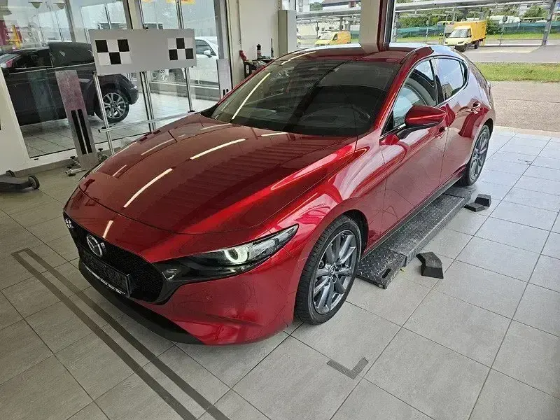 Gebraucht Mazda 3 Selection 150 PS (110 kW) 2022 Rot Limousine