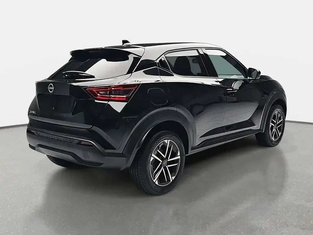 Neu Nissan Juke N-Connecta 114 PS (83 kW) 2026 Pearl black metallic SUV