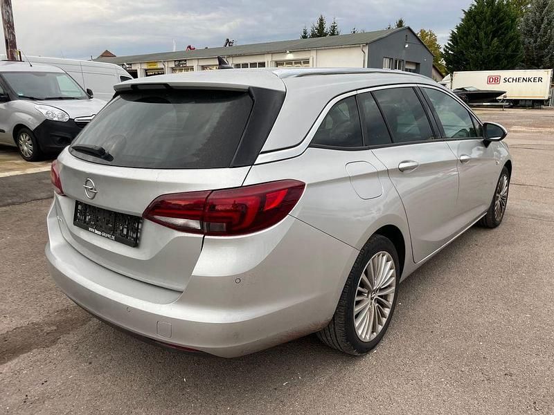 Gebraucht Opel Astra 105 PS (77 kW) 2019 Silber Limousine