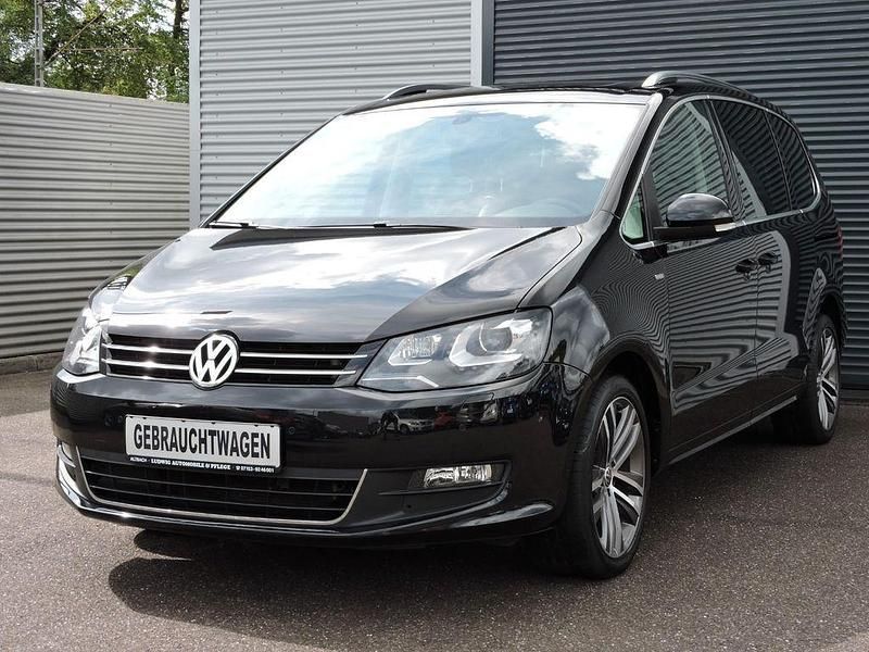 Schwarz Gebraucht 2013 VW Sharan Life Van / Kleinbus | 19.500 € (Teuer) - Bild 1/4