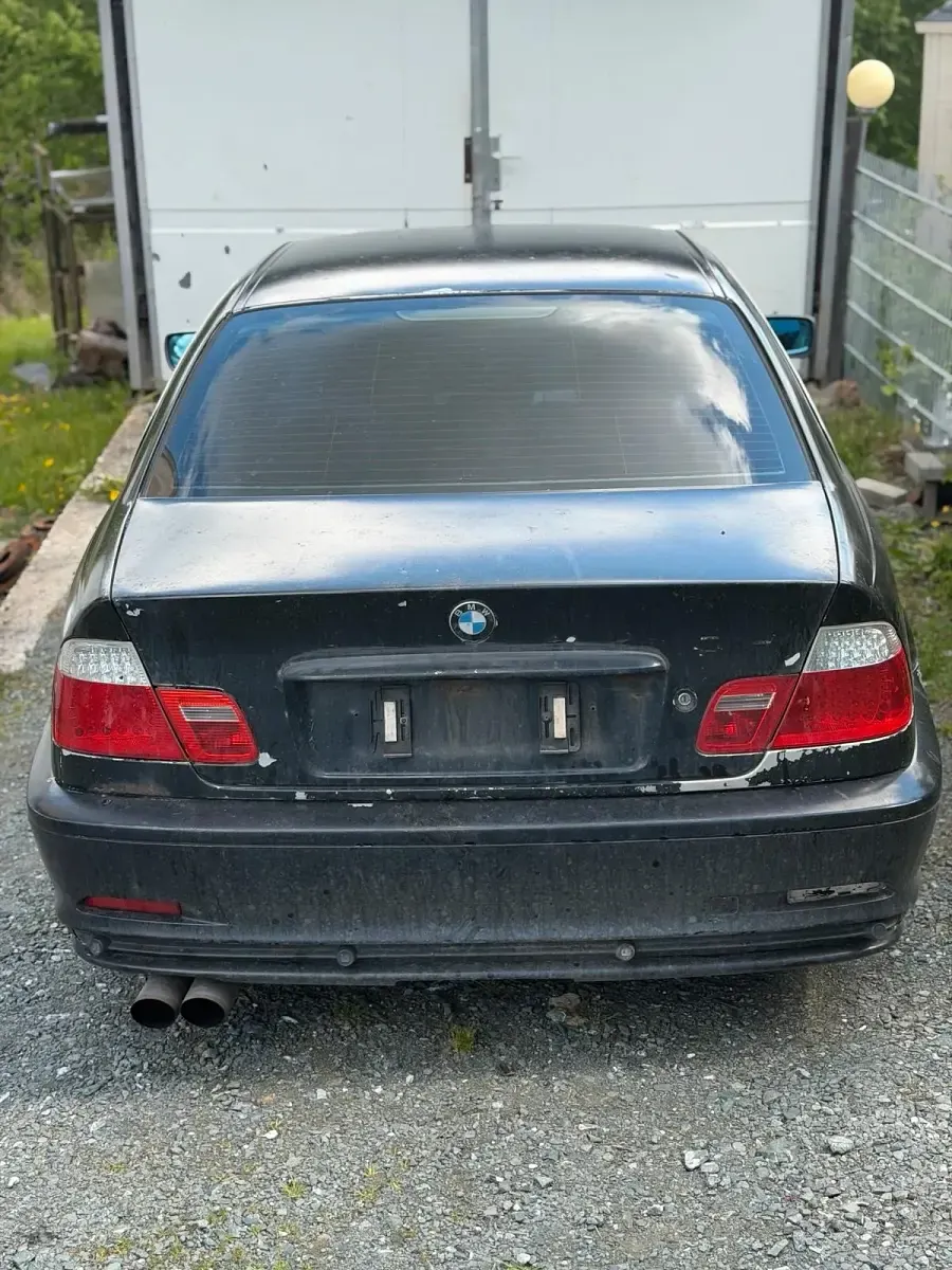 Gebraucht BMW 320 170 PS (125 kW) 2001 Schwarz Coupé