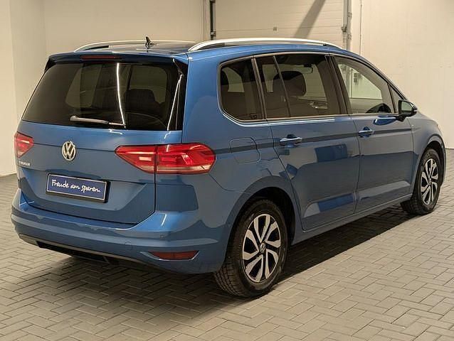 Gebraucht VW Touran Join 116 PS (85 kW) 2019 Blau (caribbeanblaumet.) Van / Kleinbus