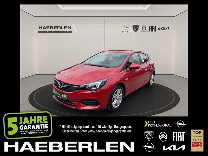 Chili rot Gebraucht 2021 Opel Astra Edition Limousine | 13.390 € (Superpreis) - Bild 1/4