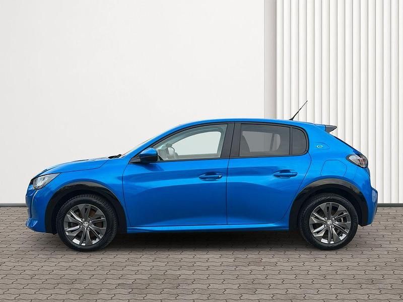 Gebraucht Peugeot e-208 Active 100 kW (136 PS) 2021 Blau Kleinwagen