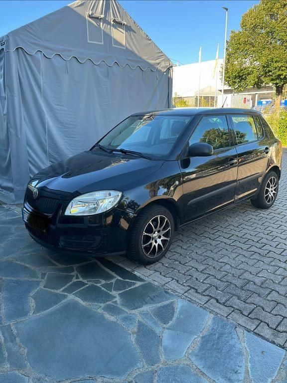 Schwarz Gebraucht 2008 Skoda Fabia Limousine | 1.900 € (Fairer Preis) - Bild 1/4