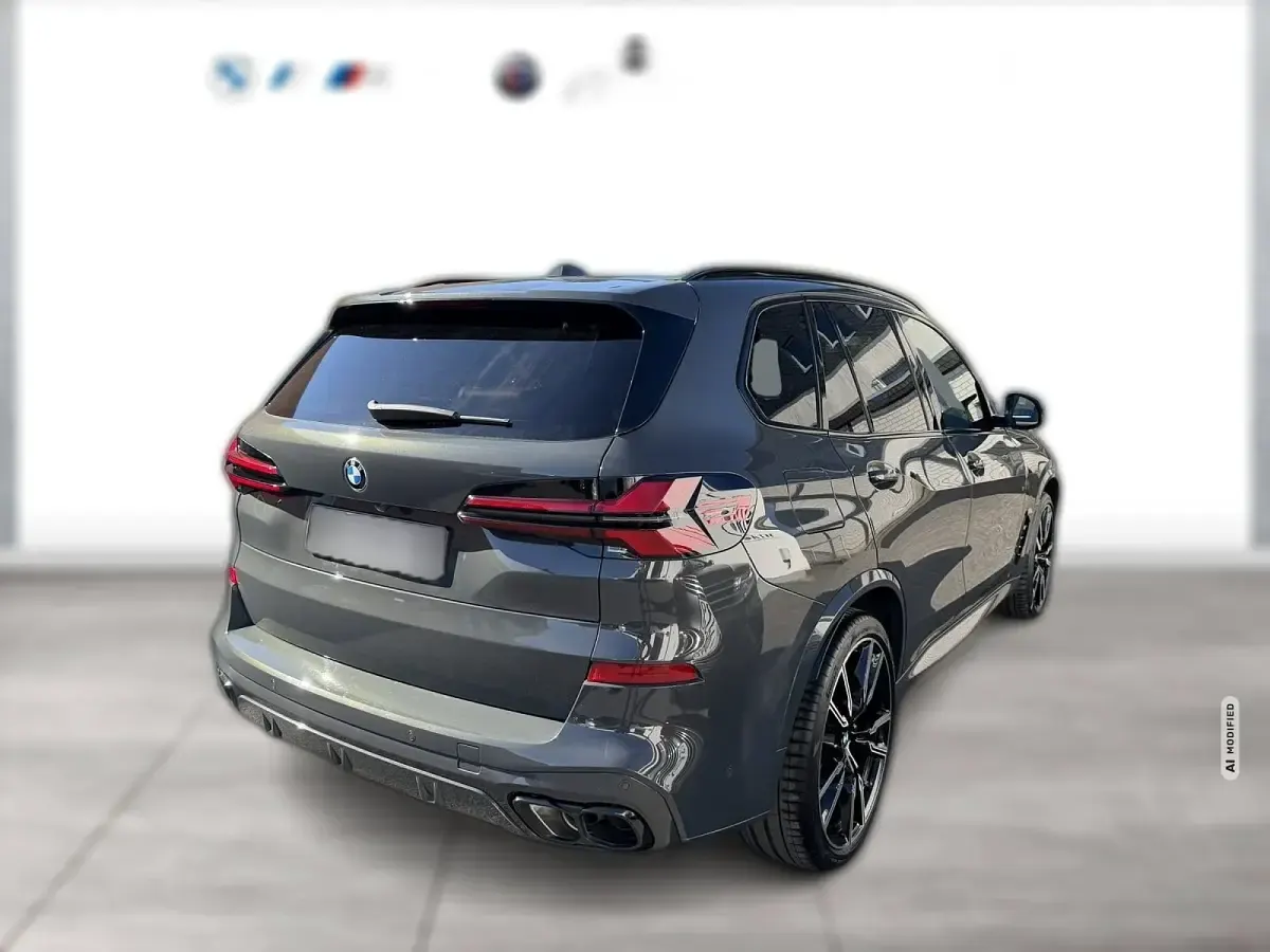 Gebraucht BMW X5 M Sport Line 530 PS (389 kW) 2023 Grau metallic SUV