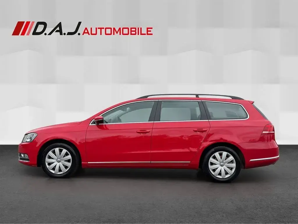 Gebraucht VW Passat Comfortline 140 PS (102 kW) 2014 Rot Kombi