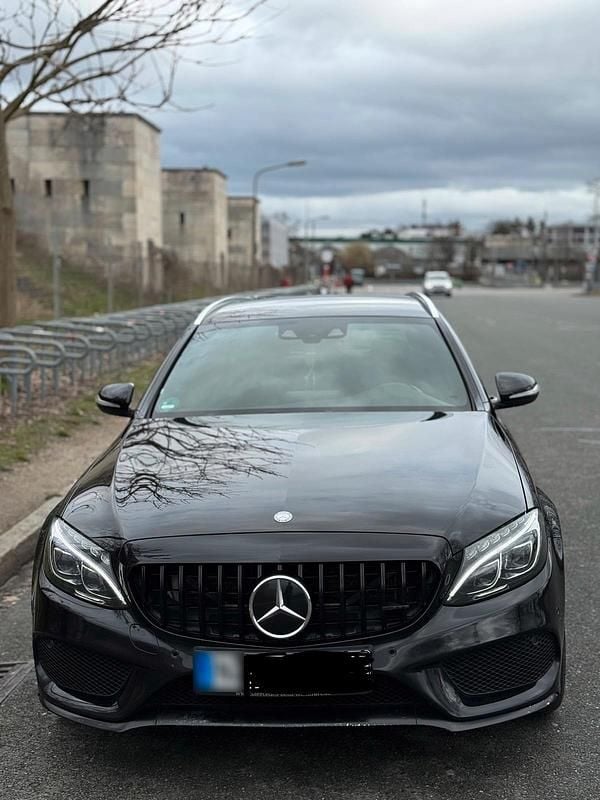 Gebraucht Mercedes C250 AMG 204 PS (150 kW) 2014 Schwarz Kombi
