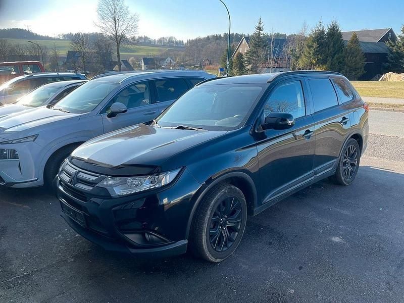 Gebraucht Mitsubishi Outlander Top 150 PS (110 kW) 2016 Schwarz SUV