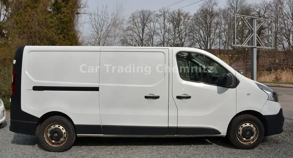 Occasion Renault Trafic Komfort 121 ch (88 kW) 2018 Blanc Monospace