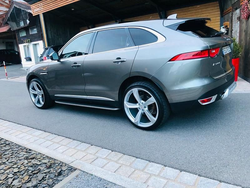 Gebraucht Jaguar F-Pace 305 PS (224 kW) 2017 Grau SUV