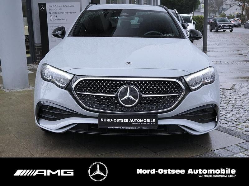 Gebraucht Mercedes E300 AMG 313 PS (230 kW) 2025 Manufaktur lack manufaktur alp Kombi