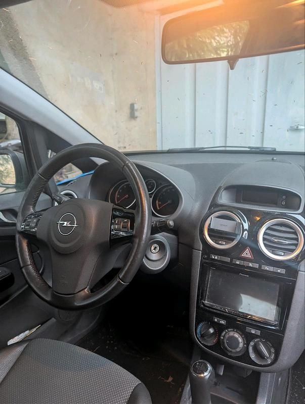 Gebraucht Opel Corsa OPC 87 PS (63 kW) 2010 Silber Kleinwagen