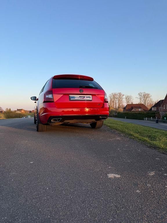 Gebraucht Skoda Octavia RS 184 PS (135 kW) 2018 Rot Kombi