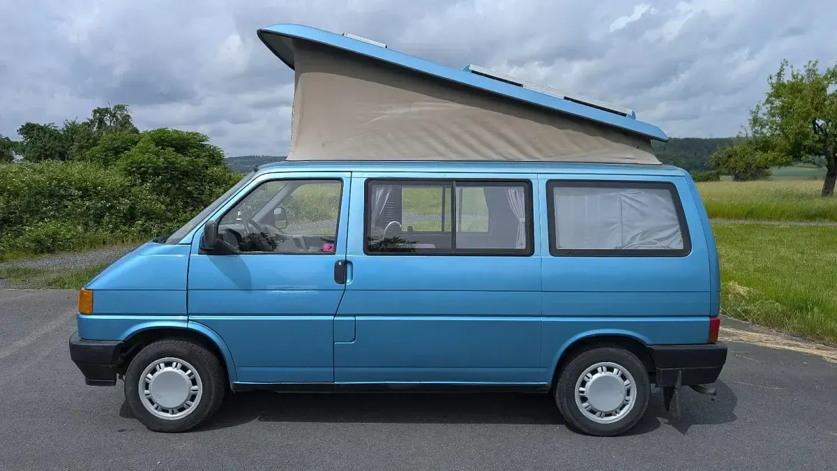 Gebraucht VW T4 77 PS (56 kW) 1995 Blau Van