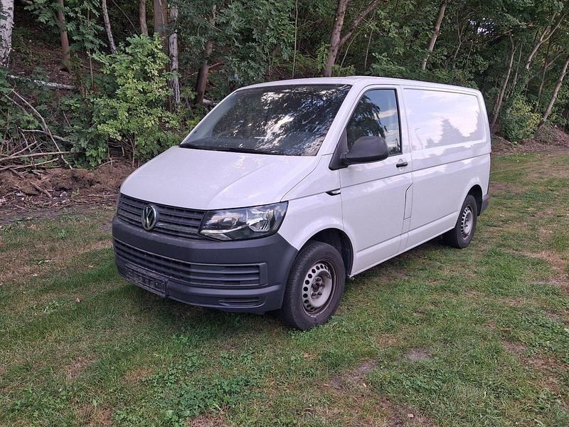 Weiß Gebraucht 2017 VW T6 Van | 16.800 € (Superpreis) - Bild 1/4