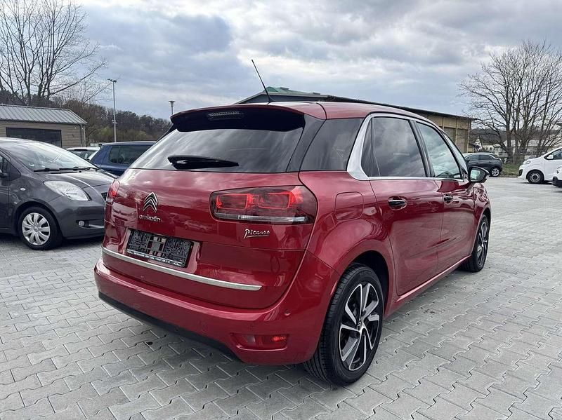 Gebraucht Citroën C4 SpaceTourer Shine 131 PS (96 kW) 2017 Lackierung rot rubi/typ aussen Van / Kleinbus