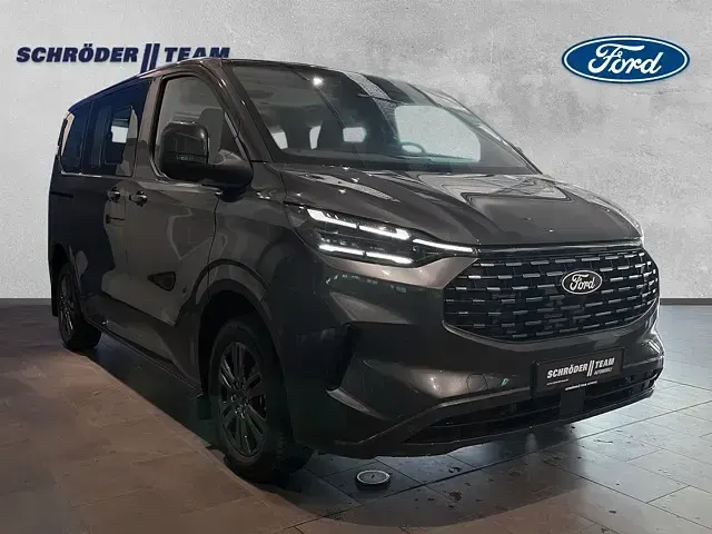 Gebraucht Ford Tourneo Custom Titanium 170 PS (125 kW) 2026 Grau Van