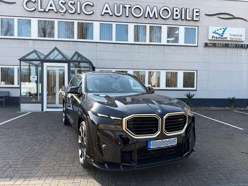 Używany BMW XM Performance 653 KM (480 kW) 2023 Czarny SUV
