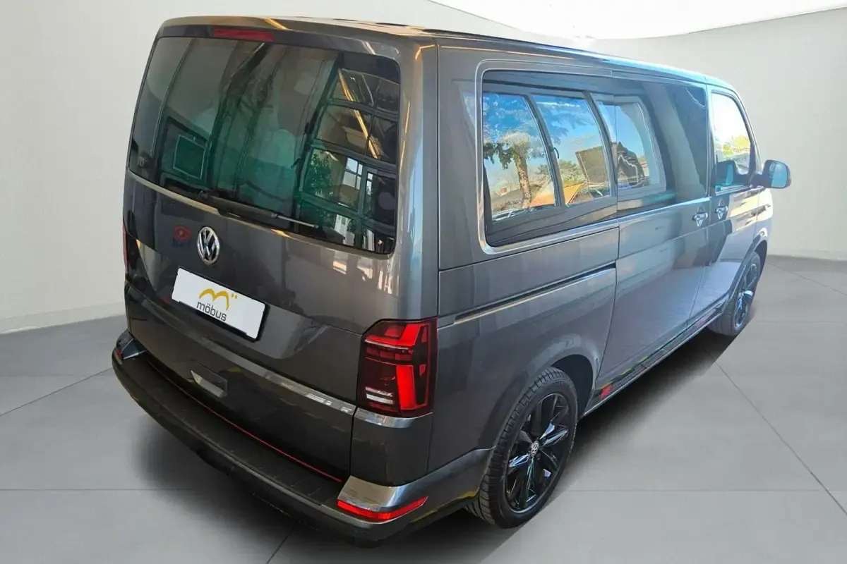 Gebraucht VW Multivan Comfortline 204 PS (150 kW) 2023 Van / Kleinbus